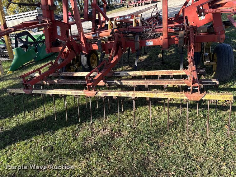 image for item DY8451 Krause 4316HR field cultivator