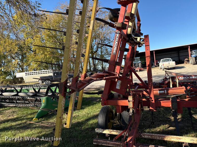 image for item DY8451 Krause 4316HR field cultivator
