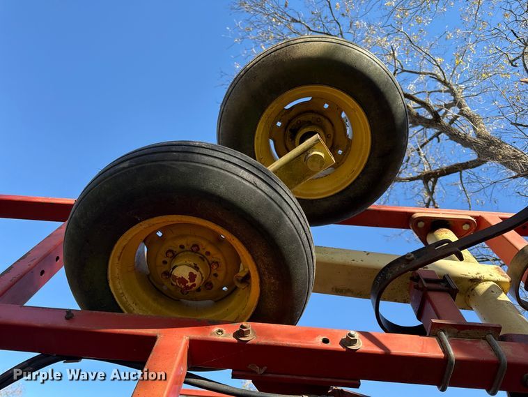 image for item DY8451 Krause 4316HR field cultivator