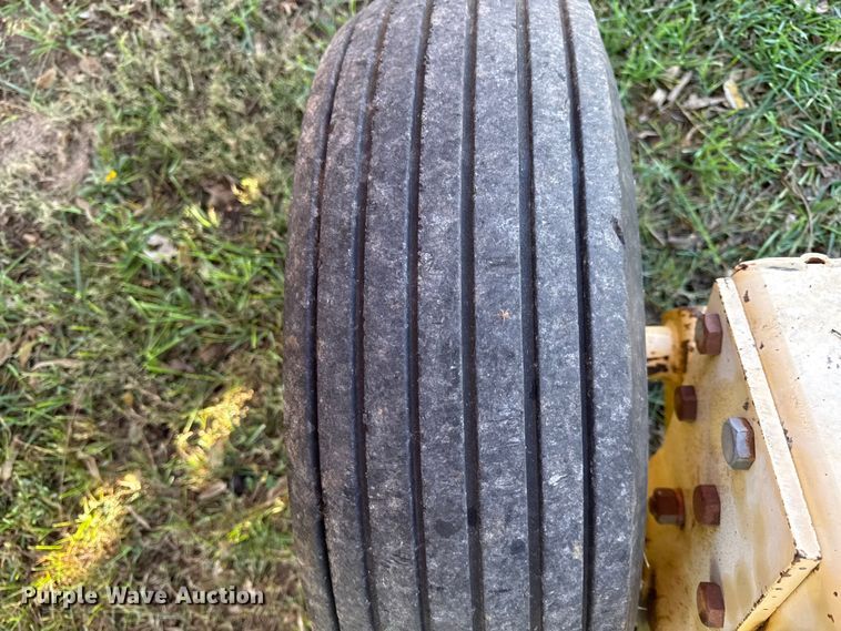 image for item DY8451 Krause 4316HR field cultivator