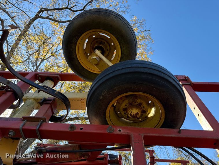 image for item DY8451 Krause 4316HR field cultivator