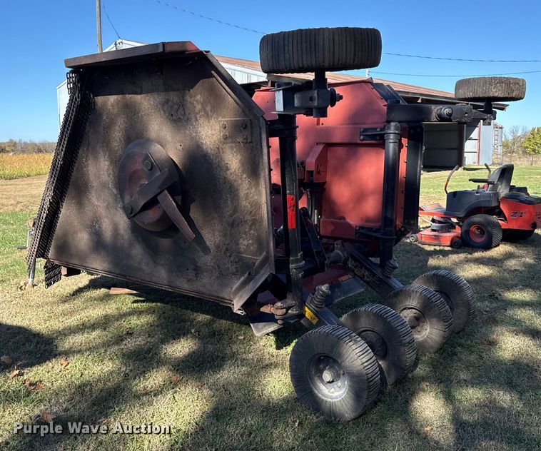 image for item DY8453 Brush hog 2615L batwing rotary mower