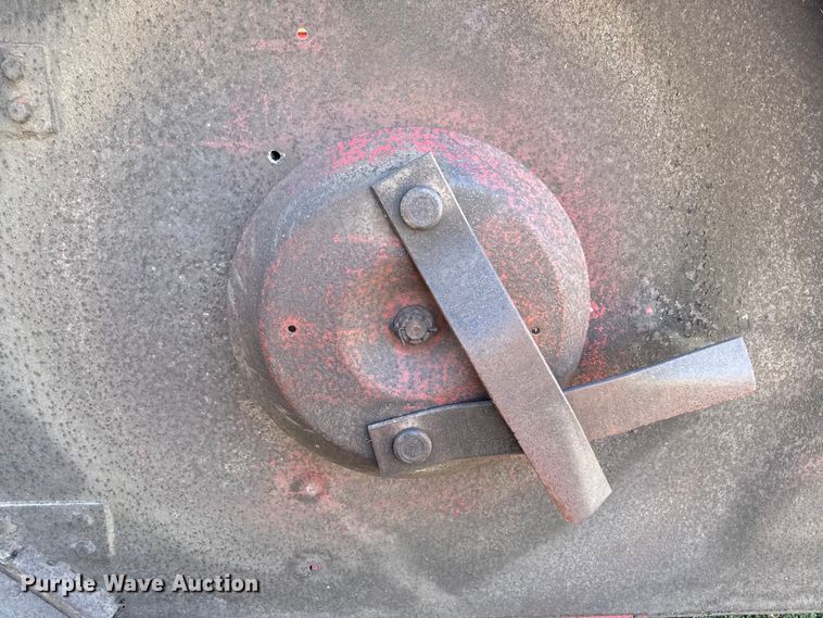 image for item DY8453 Brush hog 2615L batwing rotary mower