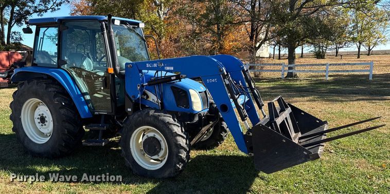 image for item DY8454 2006 New holland TL80A MFWD tractor