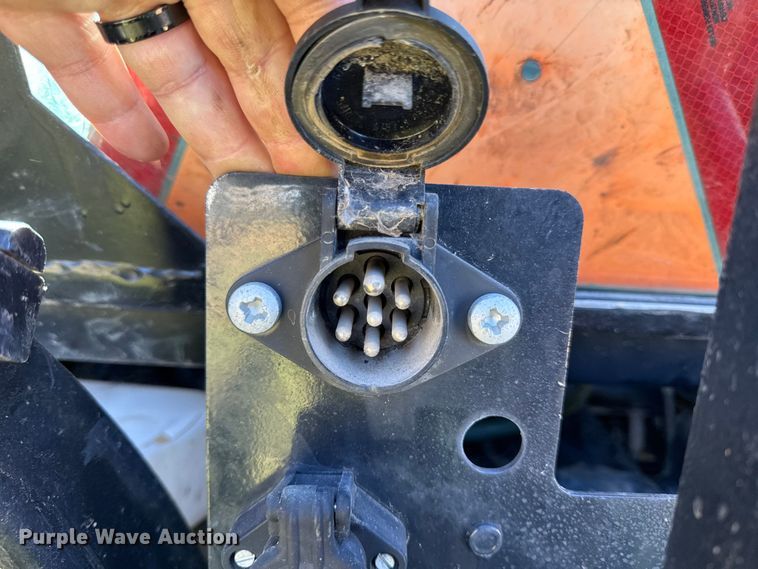 image for item DY8454 2006 New holland TL80A MFWD tractor