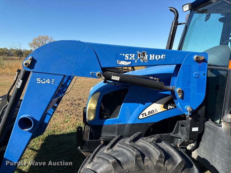 image for item DY8454 2006 New holland TL80A MFWD tractor