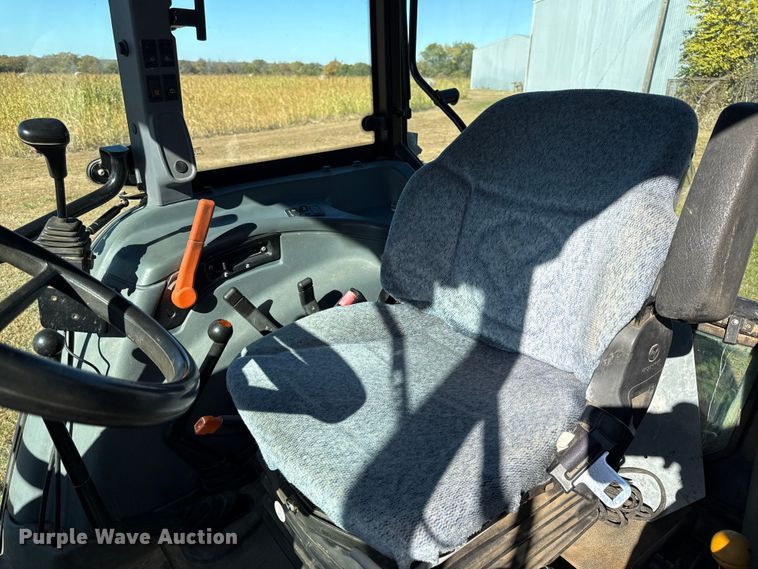 image for item DY8454 2006 New holland TL80A MFWD tractor