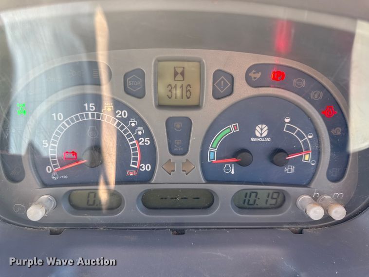 image for item DY8454 2006 New holland TL80A MFWD tractor