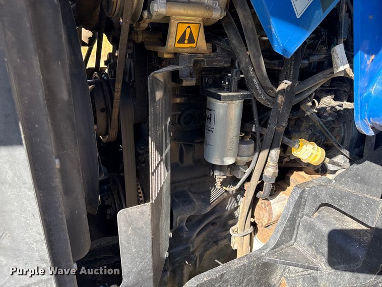 image for item DY8454 2006 New holland TL80A MFWD tractor