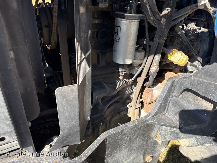 image for item DY8454 2006 New holland TL80A MFWD tractor