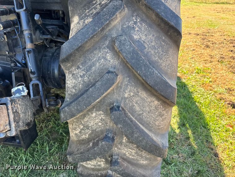 image for item DY8454 2006 New holland TL80A MFWD tractor