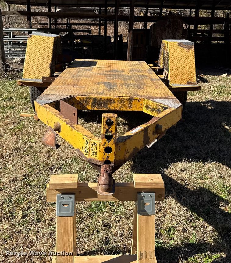 image for item DY8461 Utility trailer