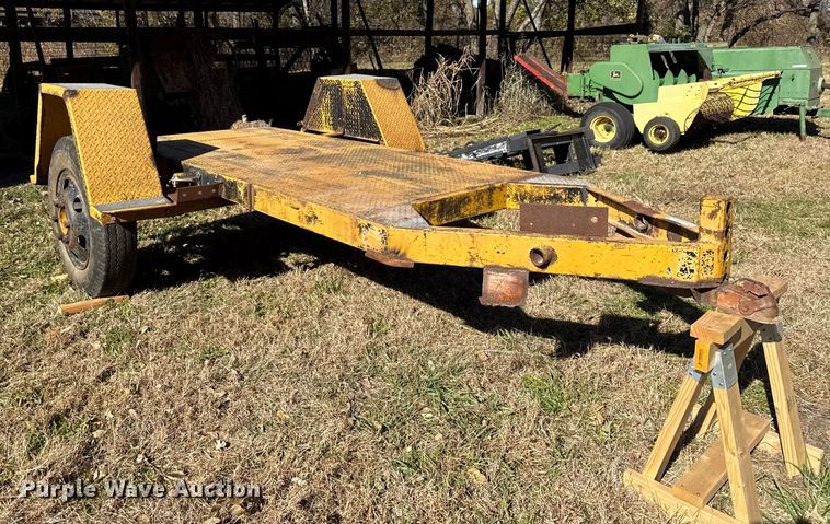 image for item DY8461 Utility trailer