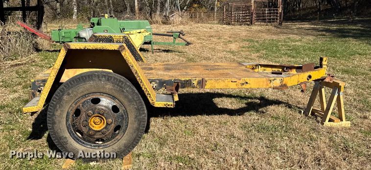 image for item DY8461 Utility trailer