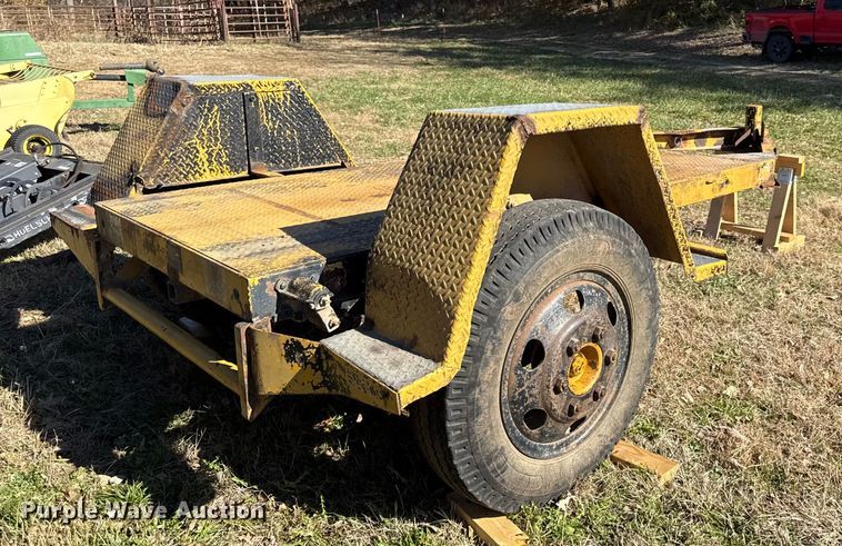 image for item DY8461 Utility trailer