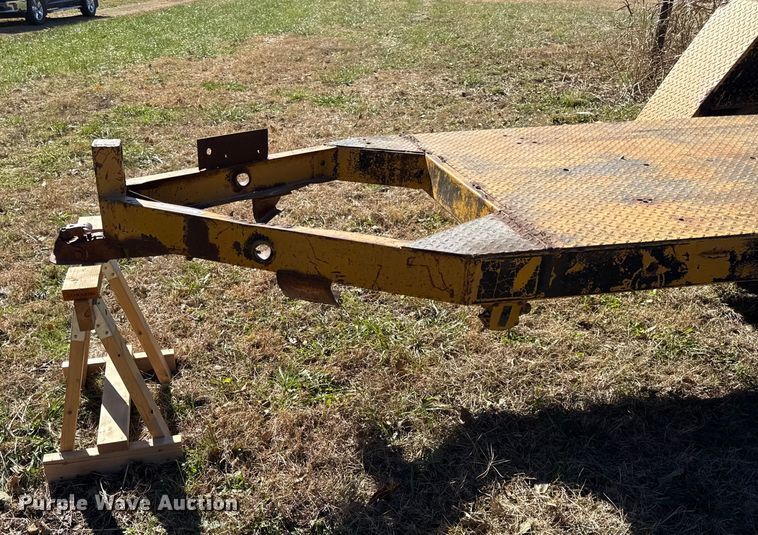 image for item DY8461 Utility trailer