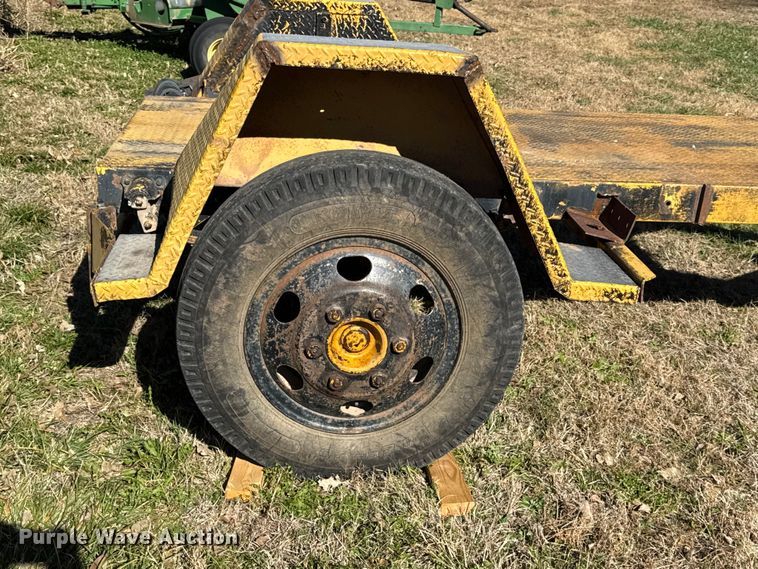 image for item DY8461 Utility trailer