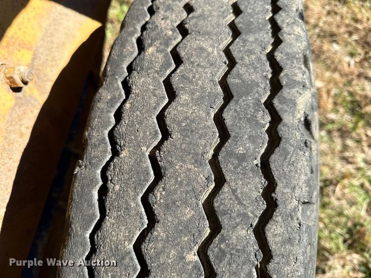 image for item DY8461 Utility trailer