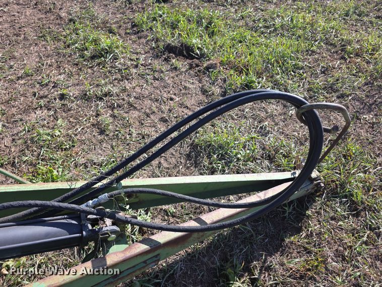 image for item DZ3562 John Deere 1240 planter
