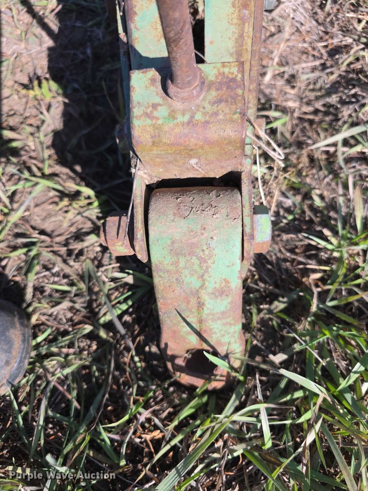 image for item DZ3562 John Deere 1240 planter