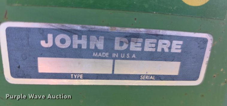 image for item DZ3562 John Deere 1240 planter