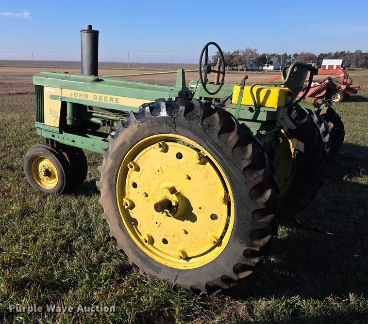 image for item DZ3564 John Deere 520 tractor