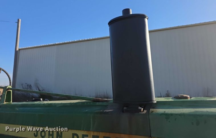 image for item DZ3564 John Deere 520 tractor