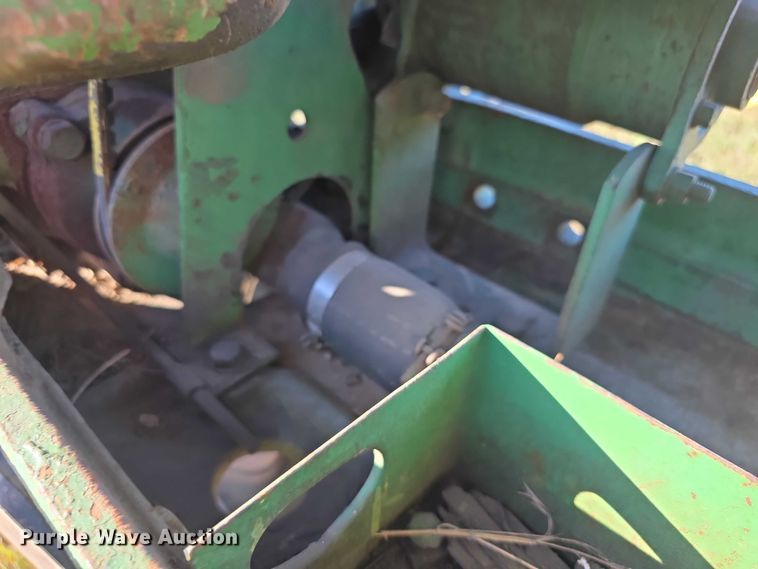 image for item DZ3564 John Deere 520 tractor