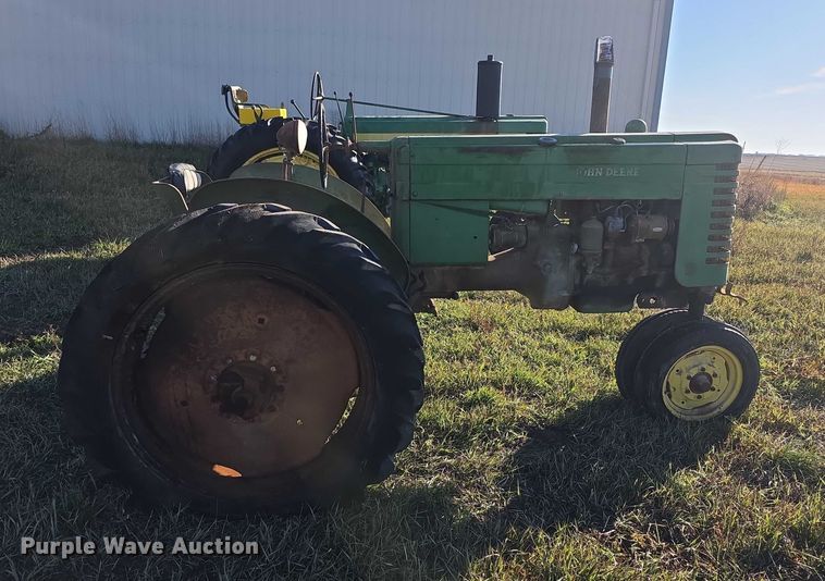 image for item DZ3565 John Deere MT tractor