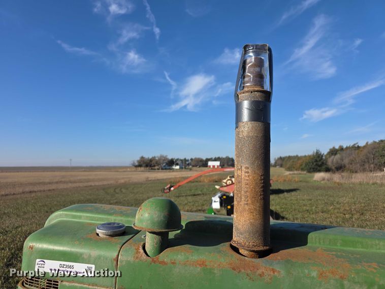image for item DZ3565 John Deere MT tractor