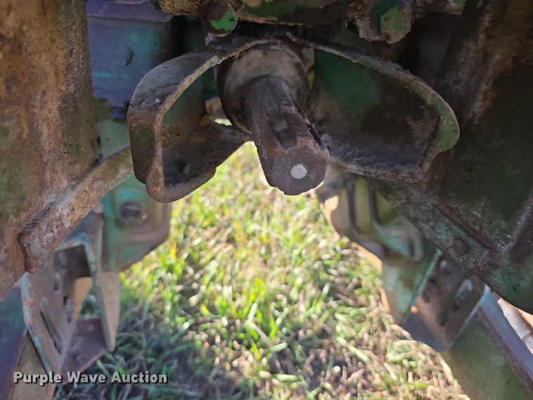 image for item DZ3565 John Deere MT tractor