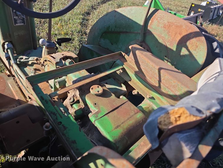 image for item DZ3565 John Deere MT tractor