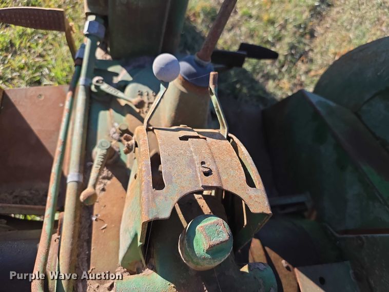 image for item DZ3565 John Deere MT tractor