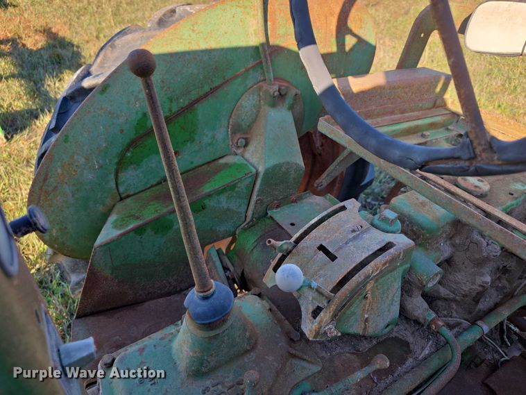 image for item DZ3565 John Deere MT tractor