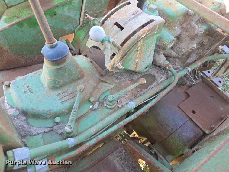 image for item DZ3565 John Deere MT tractor