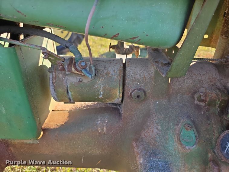 image for item DZ3565 John Deere MT tractor