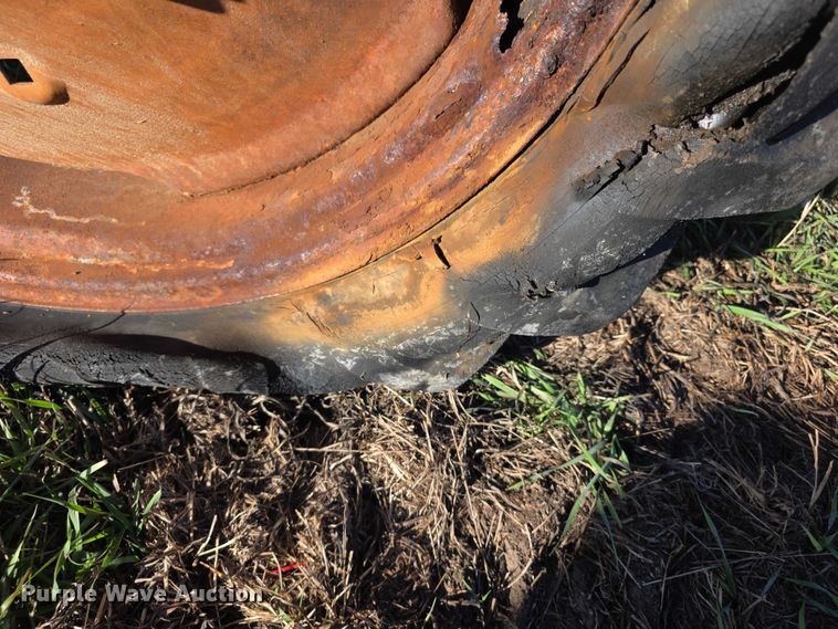 image for item DZ3565 John Deere MT tractor