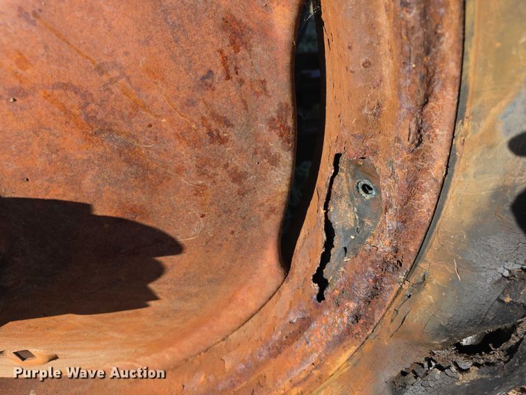 image for item DZ3565 John Deere MT tractor