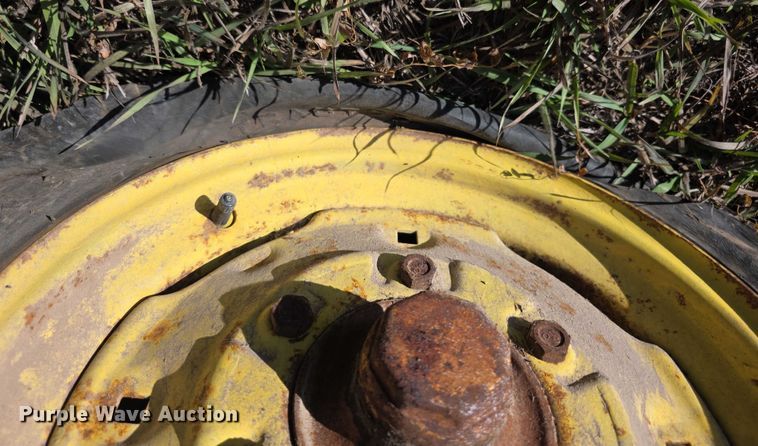 image for item DZ3565 John Deere MT tractor