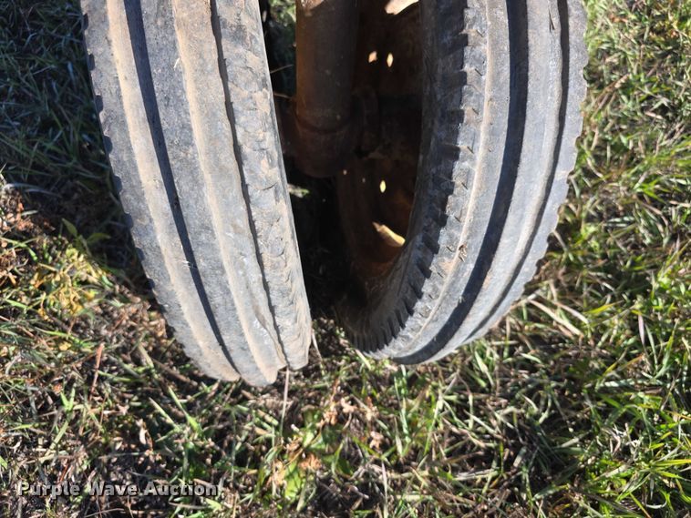 image for item DZ3565 John Deere MT tractor