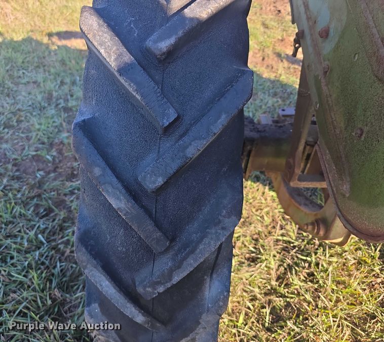 image for item DZ3565 John Deere MT tractor