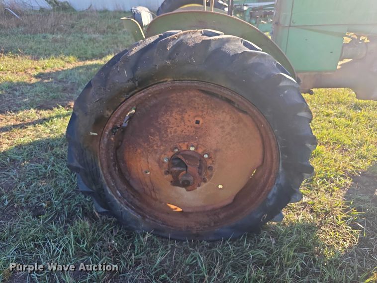 image for item DZ3565 John Deere MT tractor