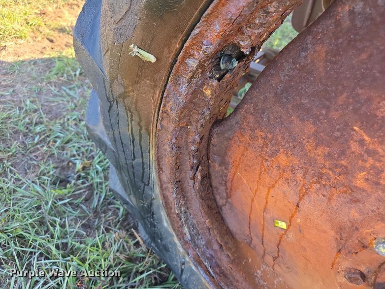 image for item DZ3565 John Deere MT tractor