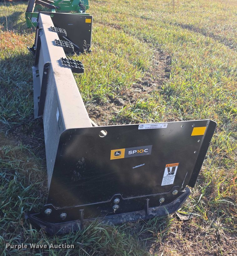 image for item DZ3567 John Deere SP10C skid steer snow pusher