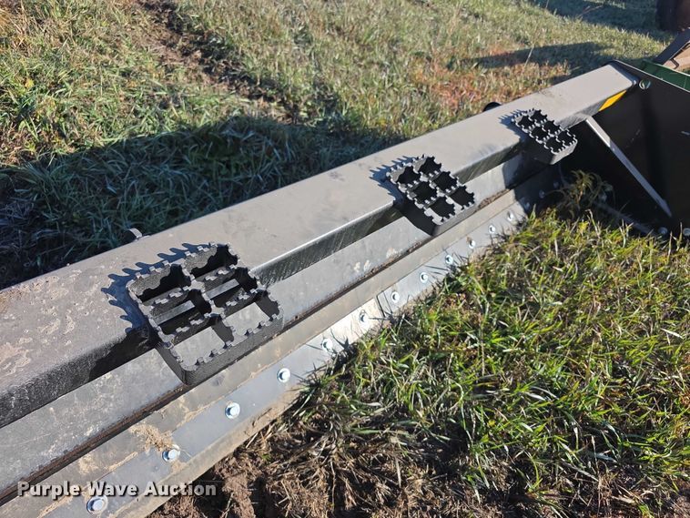 image for item DZ3567 John Deere SP10C skid steer snow pusher