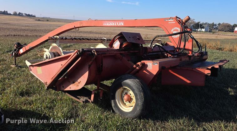 image for item DZ3569 Hesston Hydrostatic Swing 1014 swather / windrower