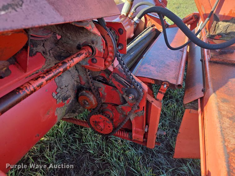 image for item DZ3569 Hesston Hydrostatic Swing 1014 swather / windrower