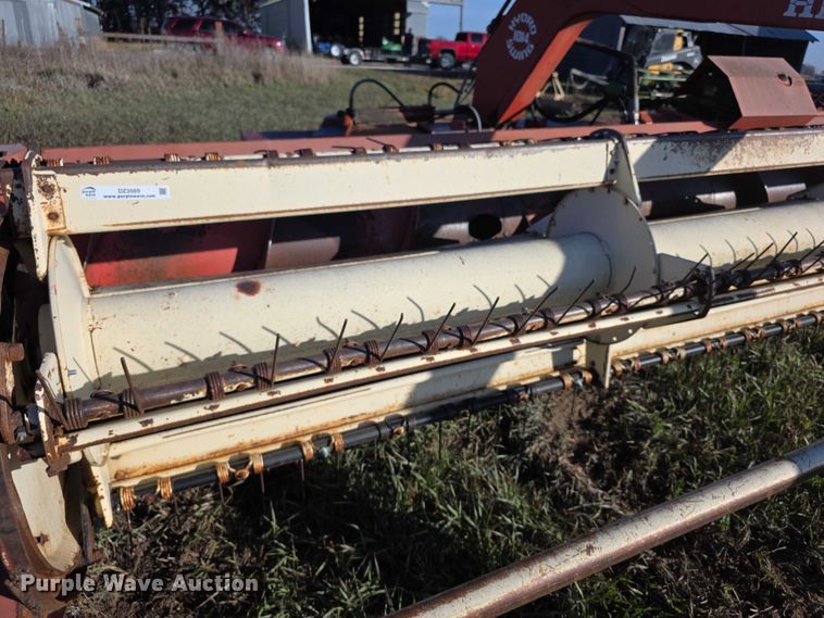 image for item DZ3569 Hesston Hydrostatic Swing 1014 swather / windrower
