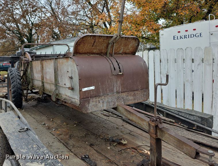 image for item DZ3585 Manure spreader