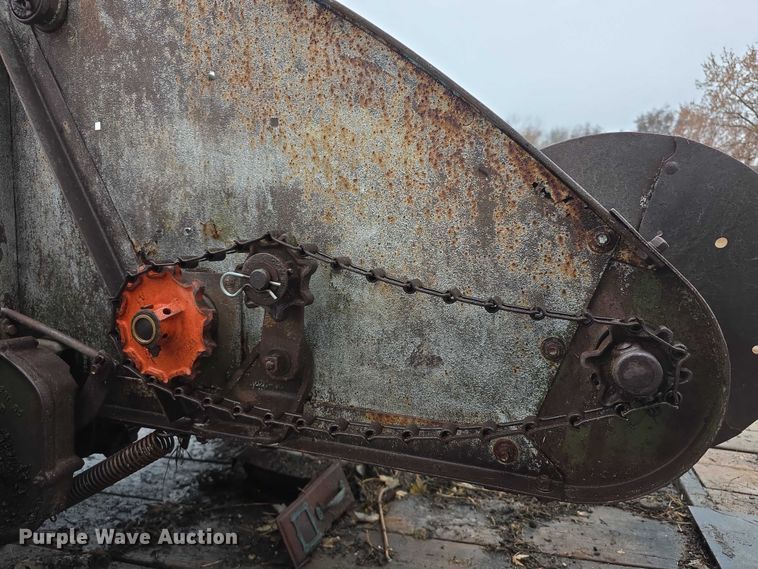 image for item DZ3585 Manure spreader